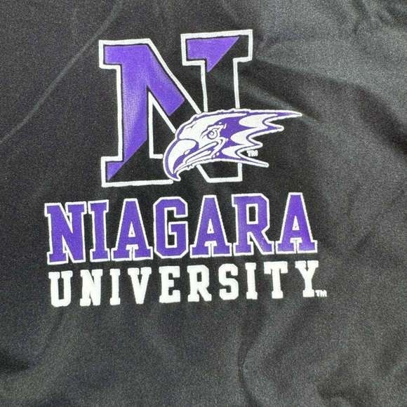 Niagara University Purple Eagles Champion Hooded Windbreaker 1/4 Zip Sz Medium - Picture 2 of 11